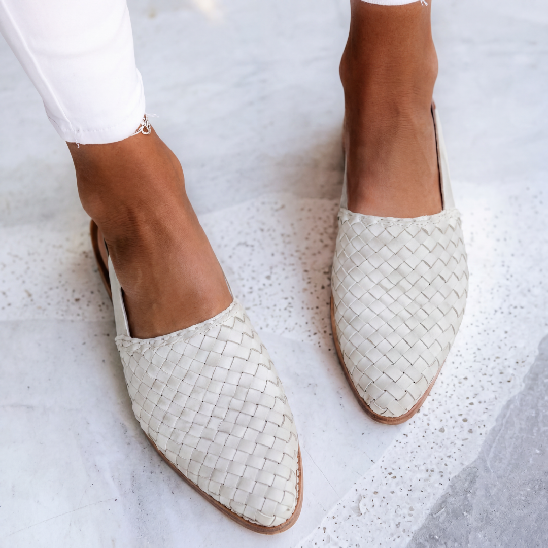 White / 10