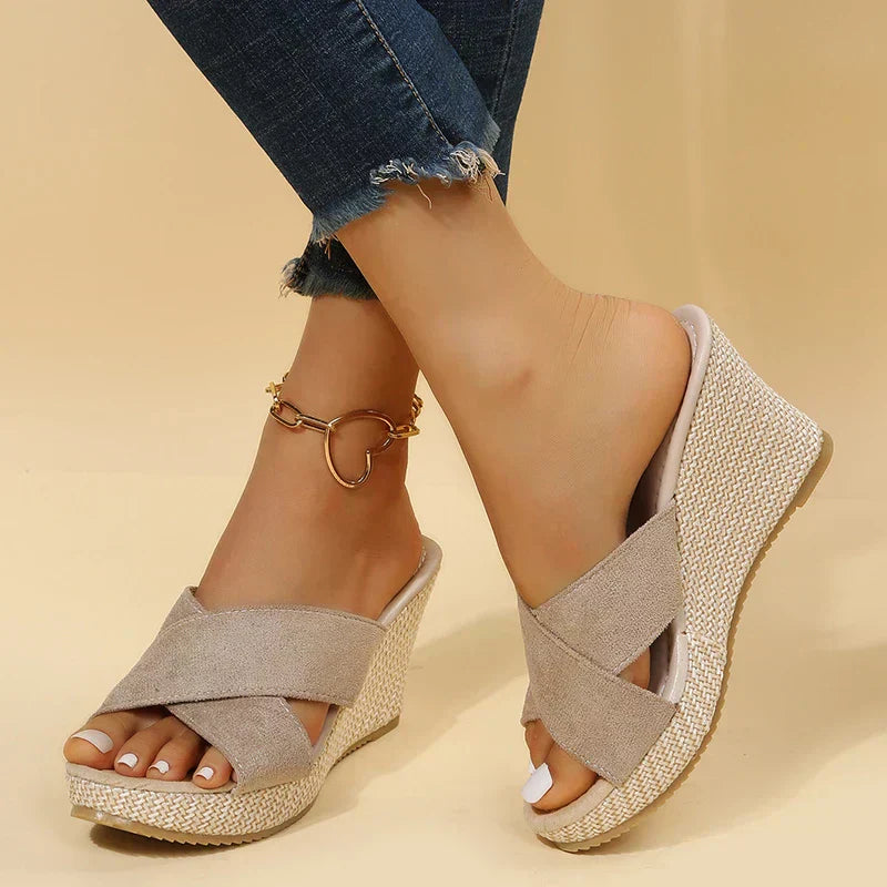 Beige / 11