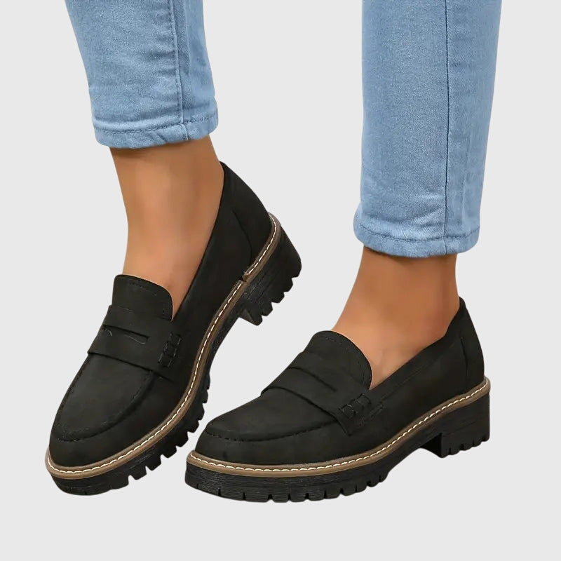Black / 12